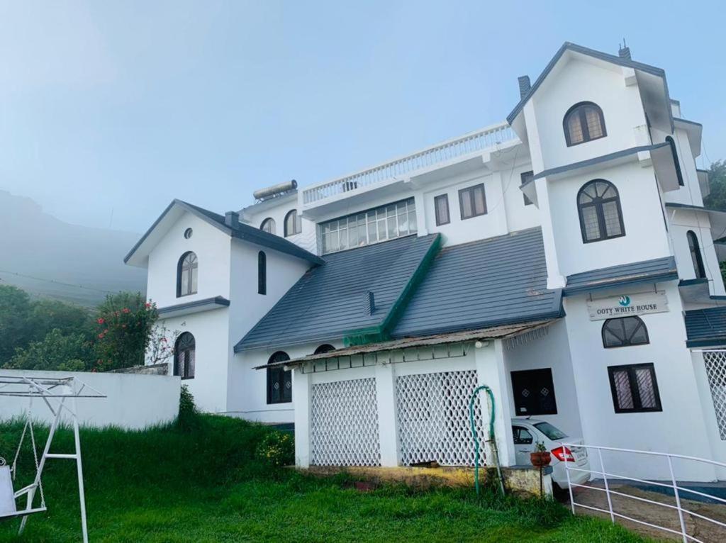 Bob Lesiure Hotel Ooty Ngoại thất bức ảnh